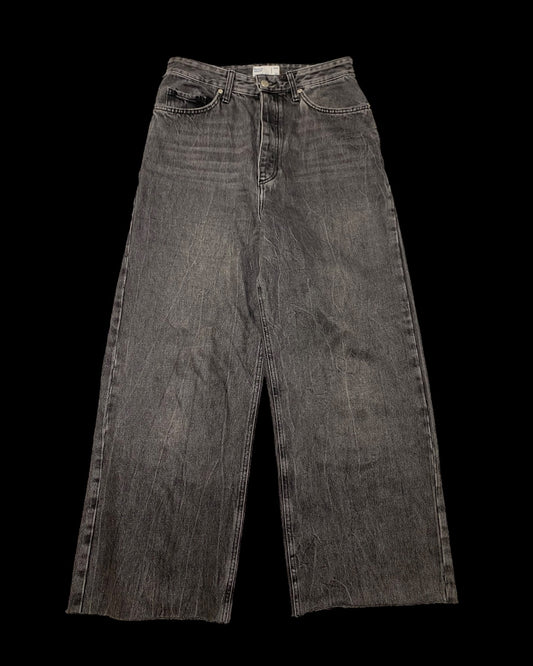 Oversized Washed Jeans