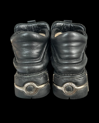 NEW ROCK BOOTS